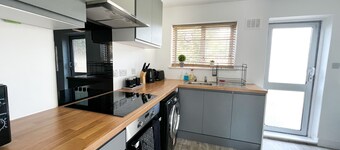 Lovely 3 Bedroom Terraced House near the university in Colchester