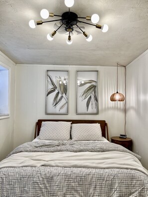 1 bedroom, iron/ironing board, free WiFi, bed sheets