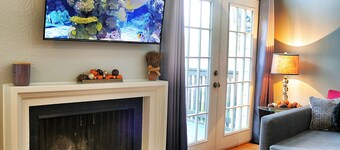 Private Peaceful 4x4 House Near Downtown Austin