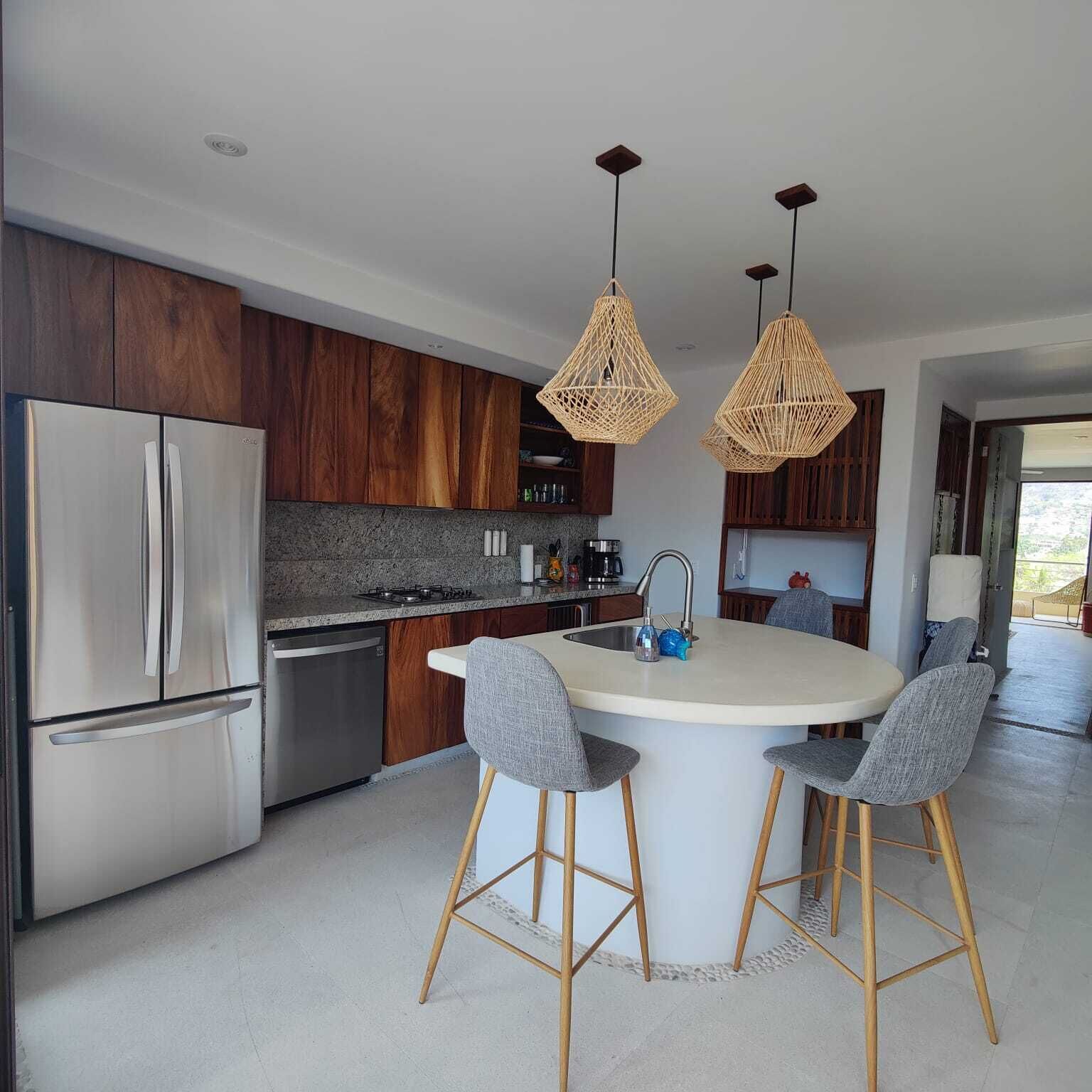 雪櫃、微波爐、爐具、洗碗機