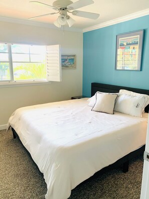 2 chambres, bureau, lit de bébé portatif, Wi-Fi