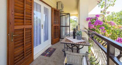 1 bedroom lovely apartment in Kanica