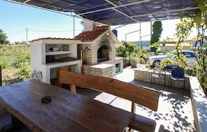 Outdoor dining - Nice apartment in Barbat na Rabu with WiFi (Barbat na Rabu)