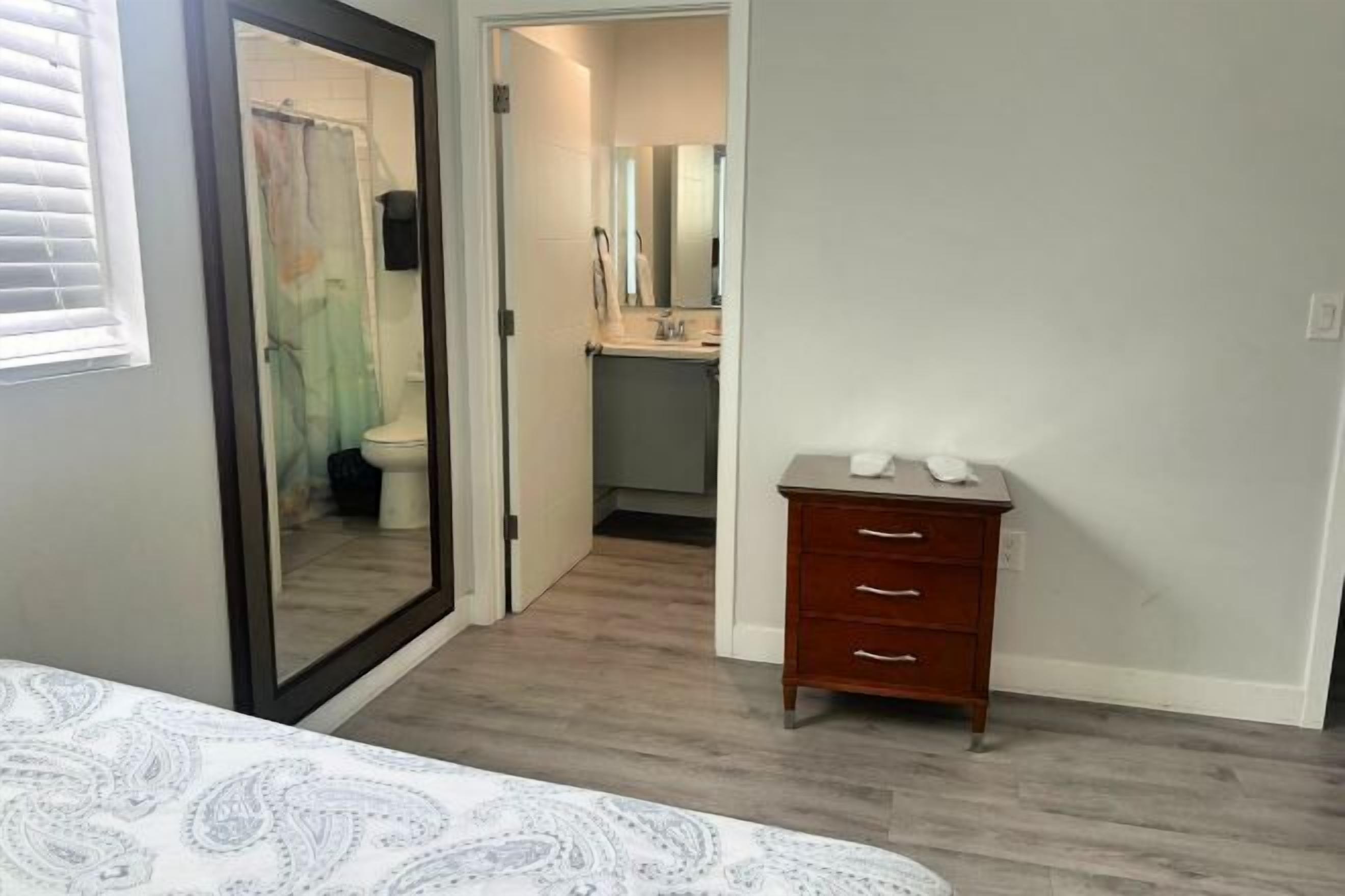 Premium bedding, individually decorated, individually furnished, desk