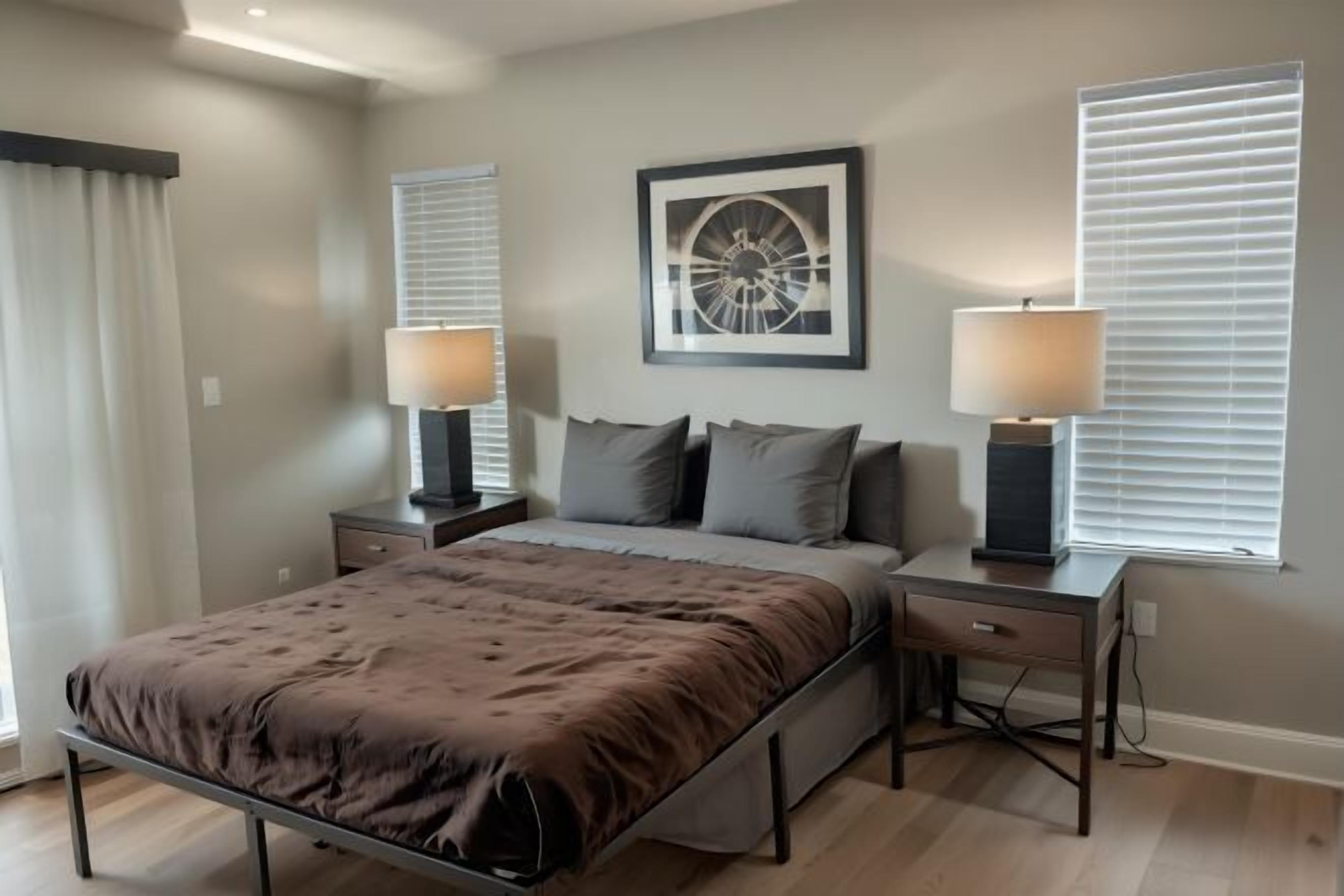 Premium bedding, individually decorated, individually furnished, desk