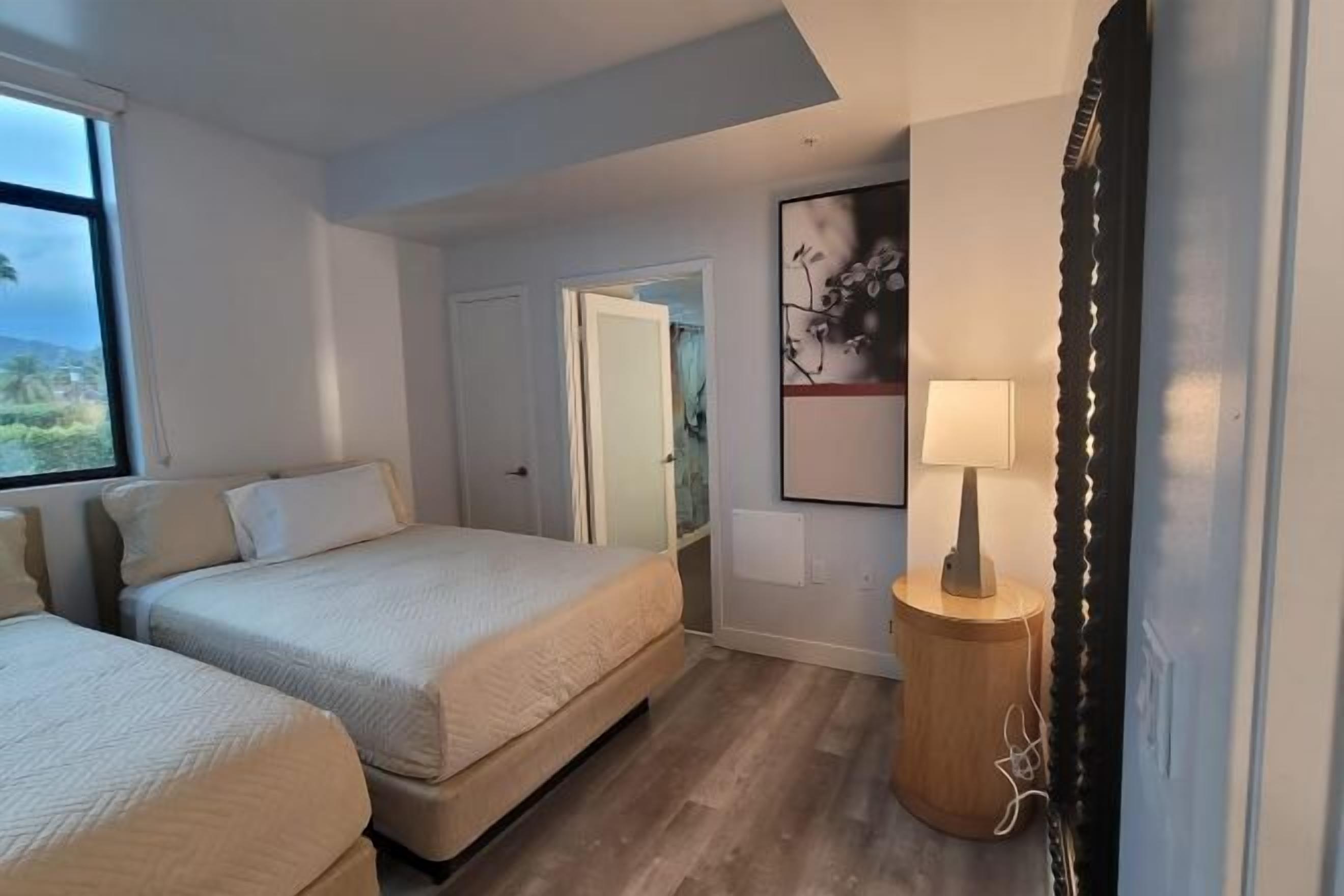 高档床上用品、特色装修、特色家居、办公桌