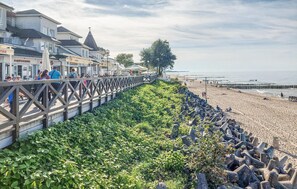 Nær stranden og fisking