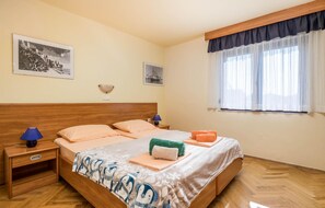 4 chambres, Wi-Fi gratuit, draps fournis