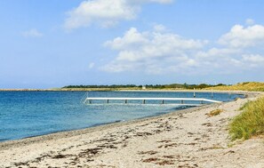 Tæt på stranden, fiskeri