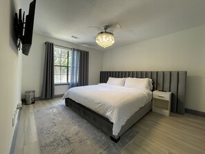 1 habitación, tabla de planchar con plancha, internet y ropa de cama 