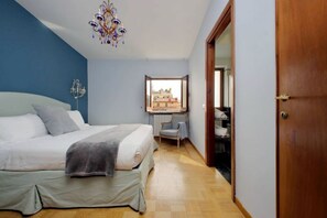 4 chambres, fer et planche Ă repasser, Wi-Fi, draps fournis