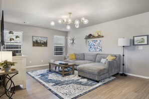 Smart TV, stereo, offices