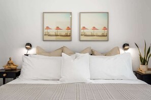 2 bedrooms, iron/ironing board, WiFi, bed sheets - 2BR w/ Fast Wi-Fi, and Private Terrace (San Juan)
