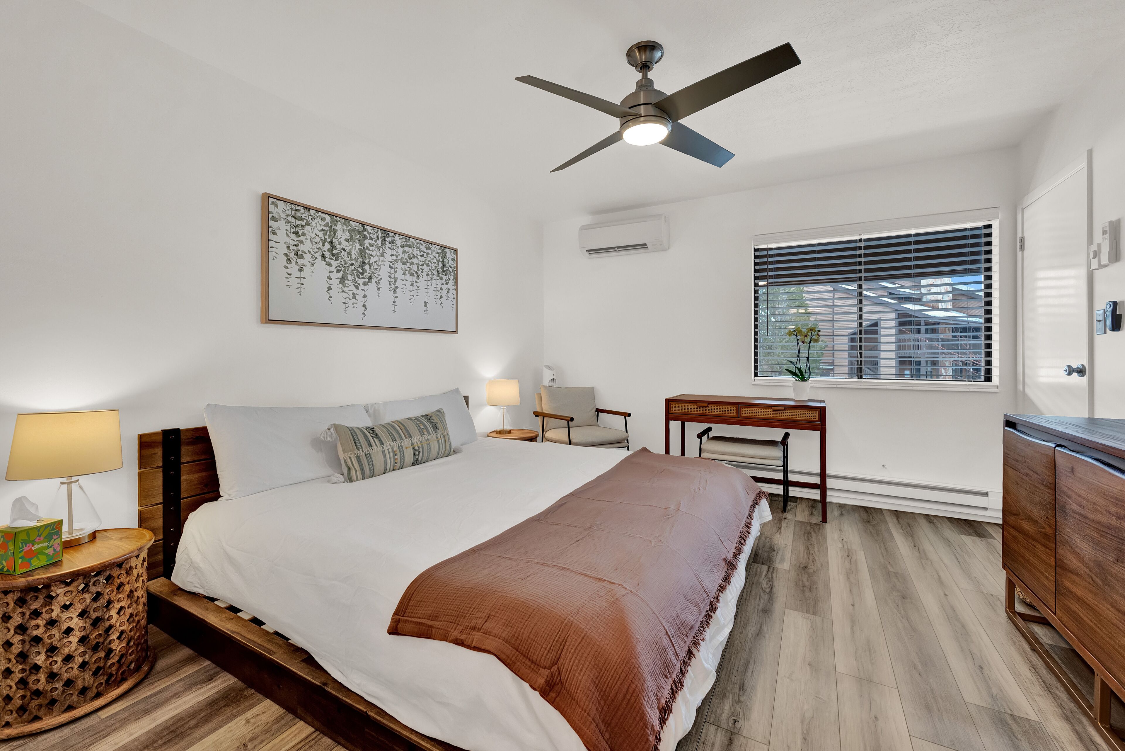 Newly Remodeled 2BD/2BA Mountain Retreat with AC