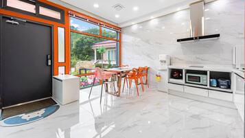 Basic Room, 1 Bedroom (ํ๋(์ค๋ ์ง)) | 1 bedroom, free WiFi