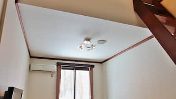 Basic Quadruple Room | Free WiFi