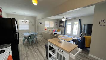 Smart TV, video games