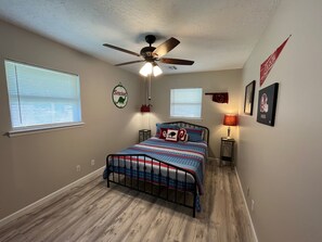 3 Schlafzimmer, Bügeleisen/Bügelbrett, kostenloses WLAN, Bettwäsche