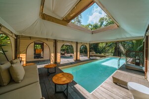 Jungle Infinity Pool Lodge - Adults Only | Private pool
