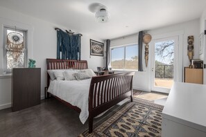 3 Schlafzimmer, Schreibtisch, Reisekinderbett, kostenloses WLAN