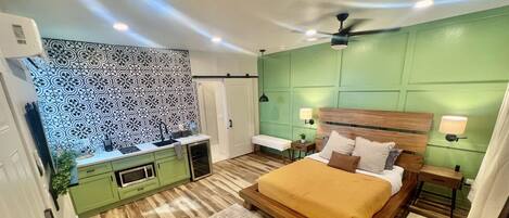 1 camera, ferro/asse da stiro, Wi-Fi gratuito, lenzuola