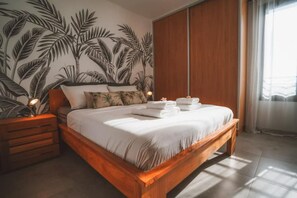 2 Schlafzimmer, Schreibtisch, Bügeleisen/Bügelbrett, kostenloses WLAN