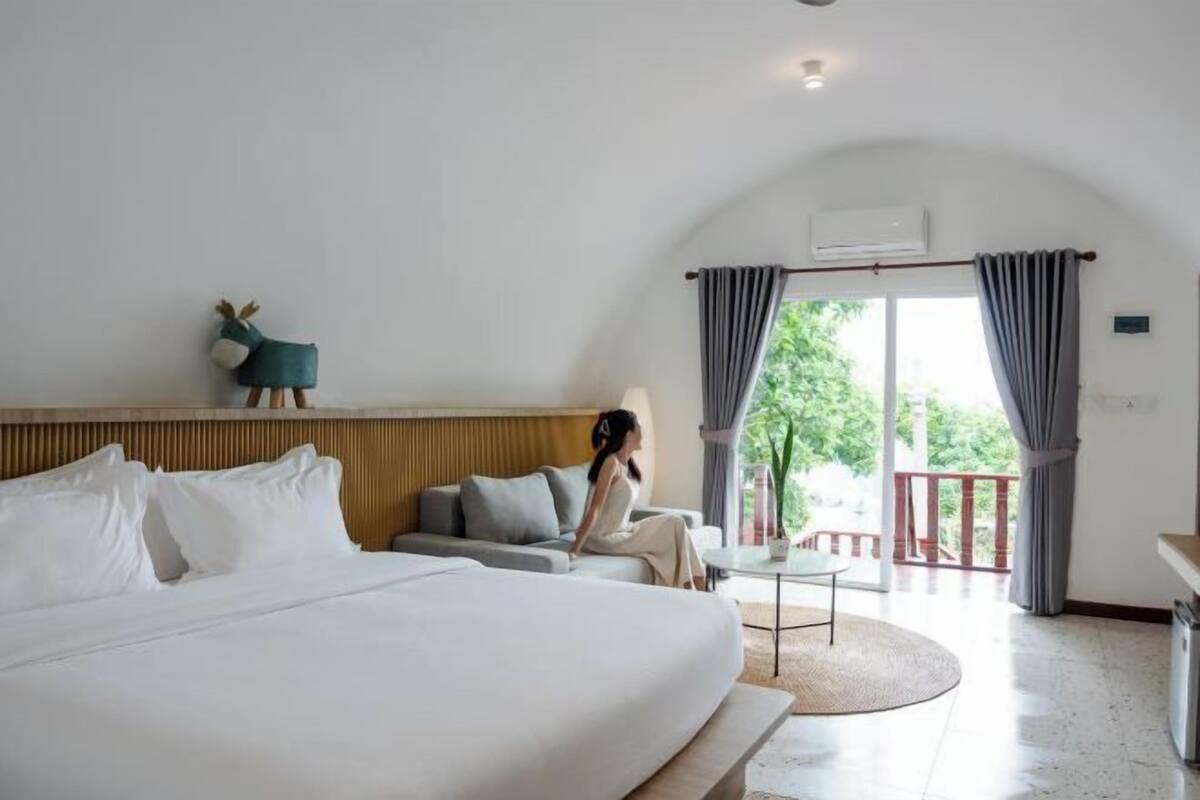 1 bedroom, minibar, desk, blackout curtains