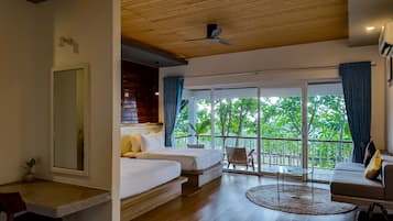 Private Family Pool Villa | Bar mini, meja, langsir/tirai gelap terus, seterika/papan seterika