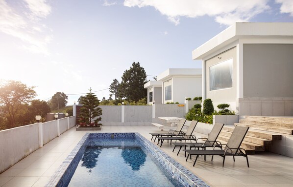 Family Suite Pool Villa 3 Bedrooms | Garden view