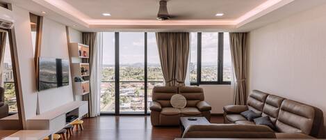 Télévision à écran plat de 42 pouces avec chaßnes numériques