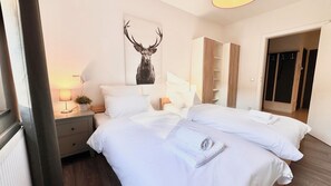 3 chambres, bureau, fer et planche Ă repasser, Wi-Fi gratuit