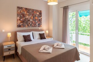 Comfort-huoneisto | 2 makuuhuonetta, tallelokero huoneessa, työpöyt ä