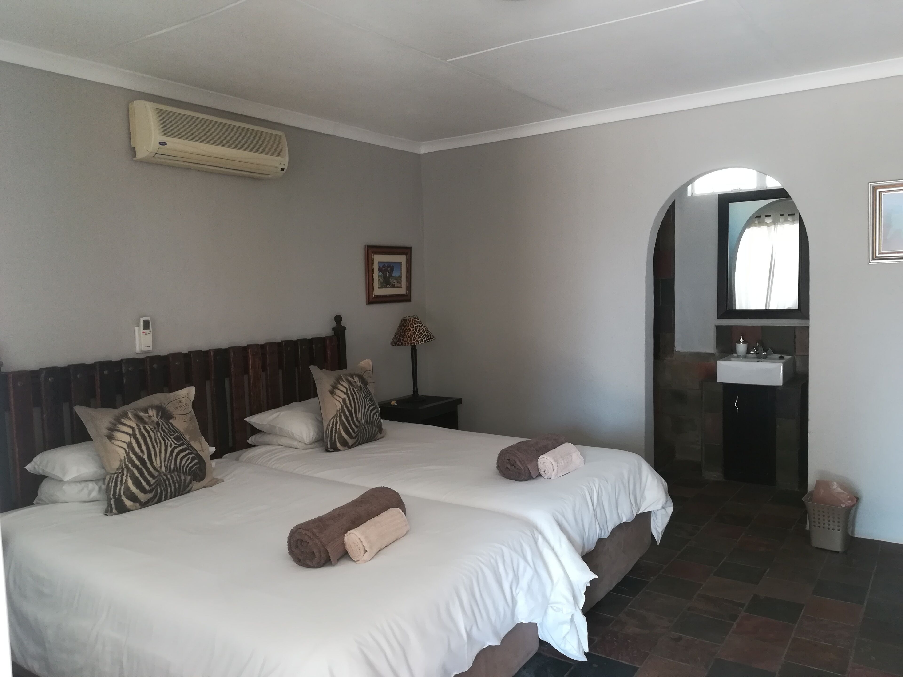 Standard Double or Twin Room | Free WiFi