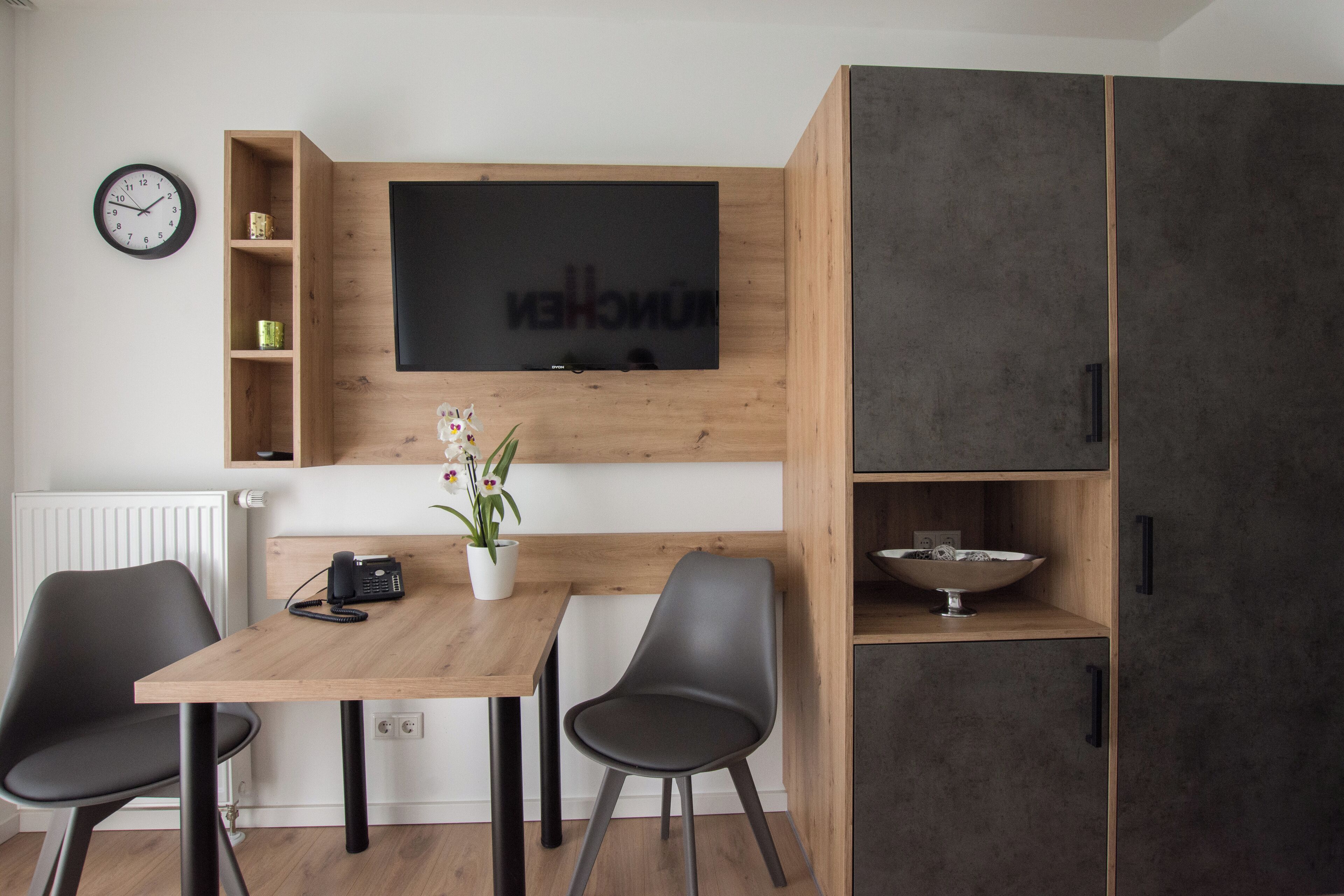 디지털 채널 시청이 가능한 40인치 LED TV, TV