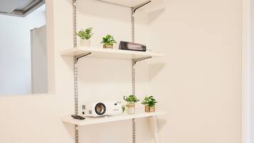 Basic House | Living area