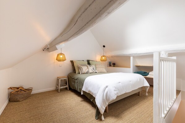 1 chambre, fer et planche à repasser, Wi-Fi gratuit, draps fournis