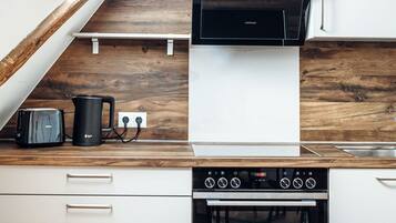 Dishwasher, dining tables