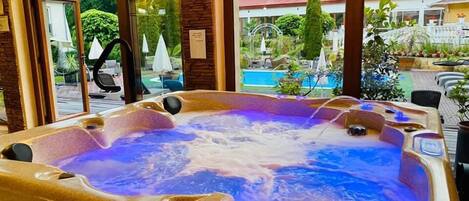 Bain à remous intérieur