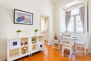 Apartment | Living area | 32-inch TV with cable channels - Downtown Nova Baixa-Chiado (Lisbon)