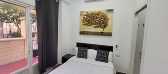 AYZ Elcano - Auto check-in property