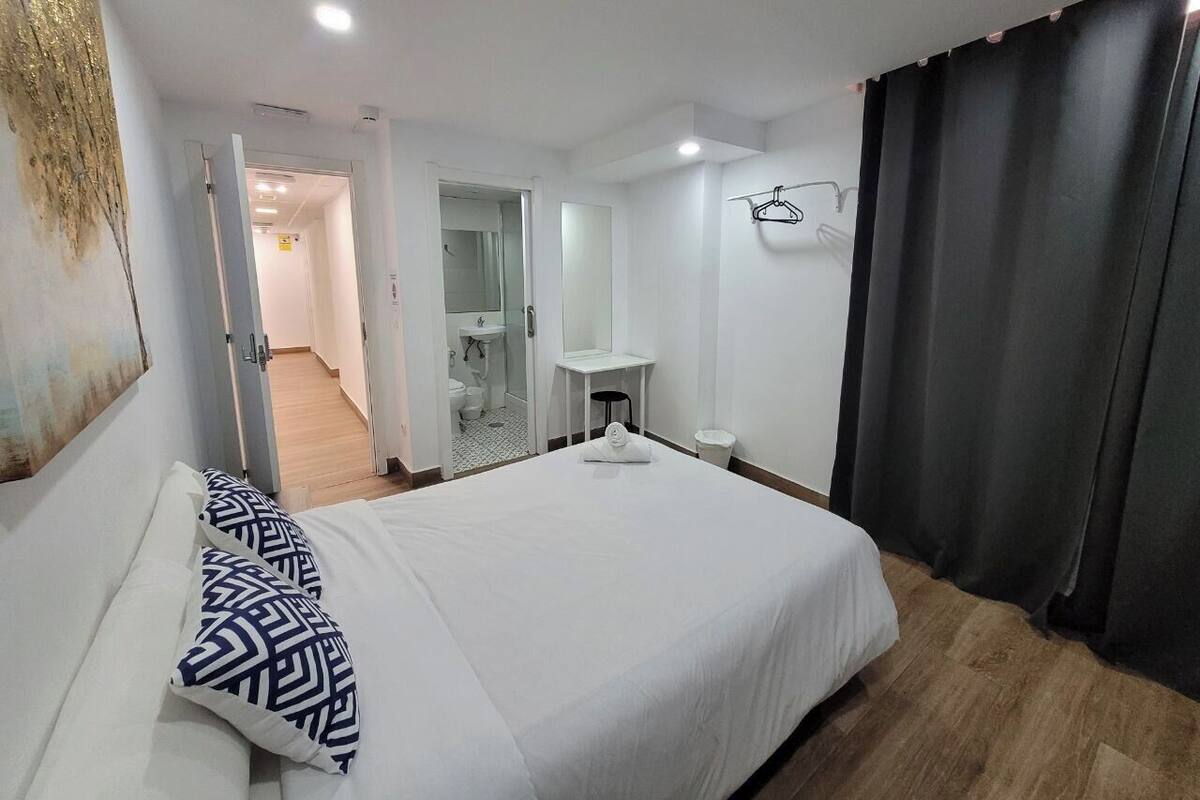 Couette en duvet, accès au Wi-Fi (inclus)