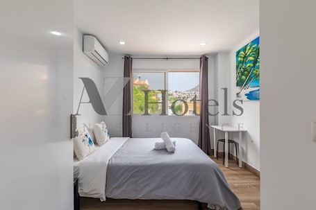 Basic Double Room, 1 Double Bed, Non Smoking | Down comforters, free WiFi