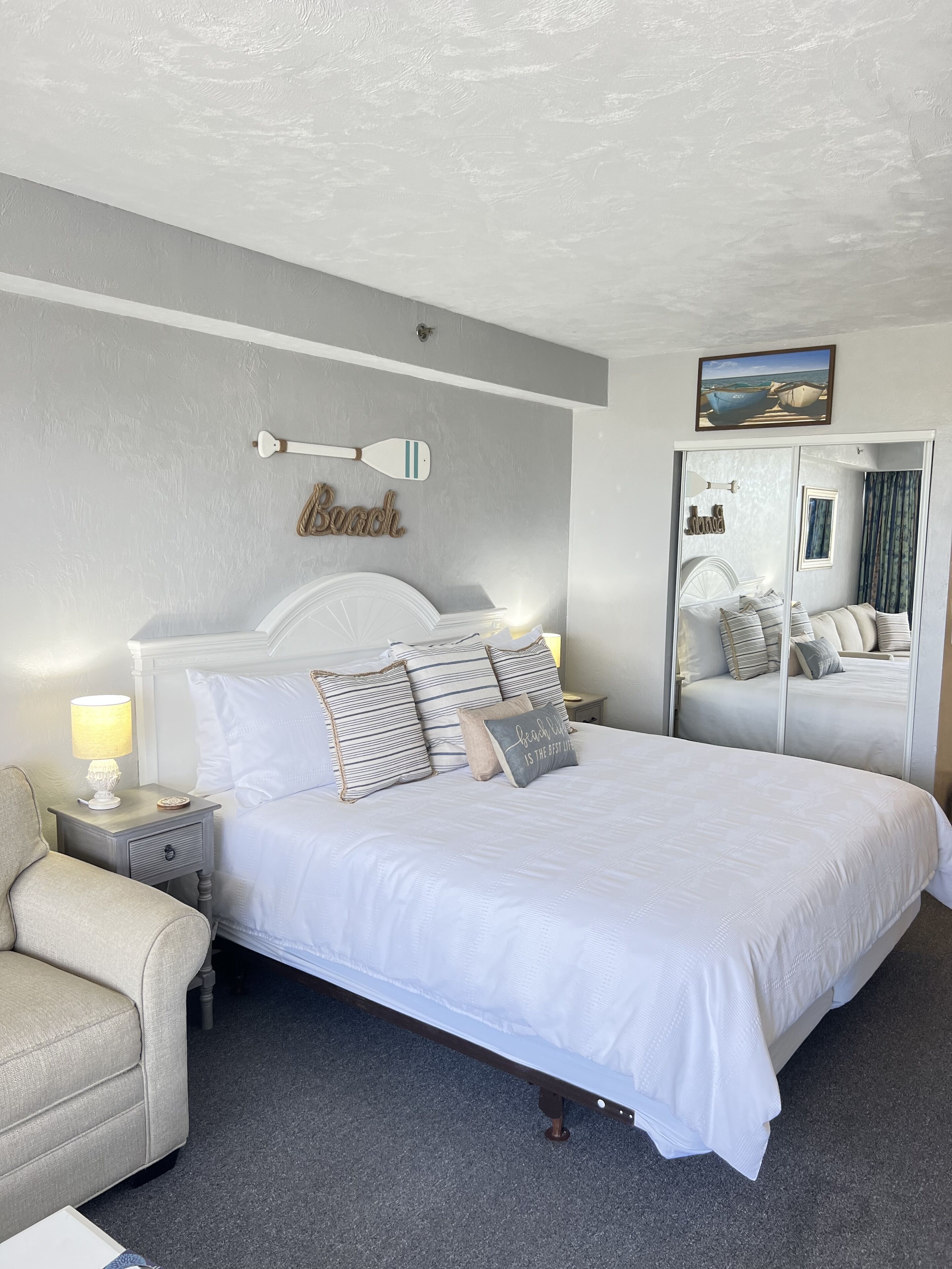 1 habitación, tabla de planchar con plancha, wifi gratis y ropa de cama 