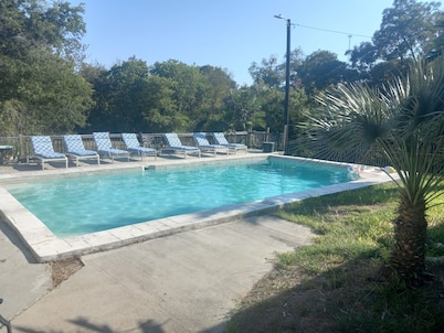 Large River Home with private pool, basketball court, private, pool table