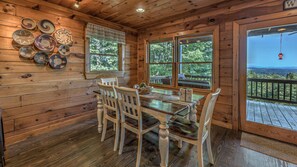 House, 3 Bedrooms | Dining