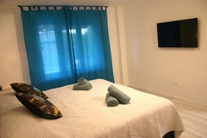 Căn hộ, 1 giường cỡ queen và sofa giường | 1 phòng ngủ, bàn ủi/dụng cụ ủi quần áo