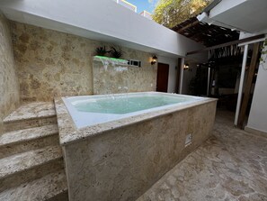 Property grounds - Casa Moneda 5br old City AC Picusi (Bolívar)