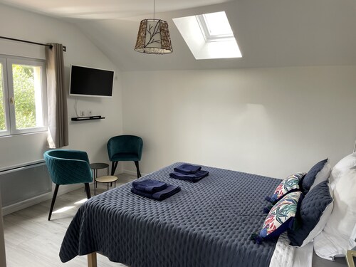 Charmante Maisonnette au Bord de la Mayenne