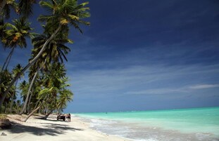 Pantai berhampiran, pasir putih, 15 bar pantai 
