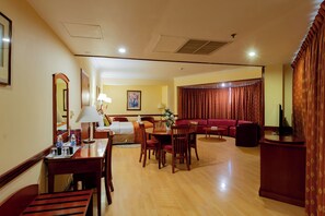 Signature-Suite | Wohnbereich | LCD-Fernseher